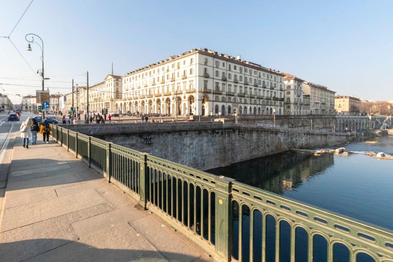 Piazza Vittorio Veneto Central Apartment トリノ エクステリア 写真